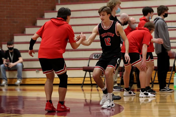 Thurston.Willamette.boys-basketball.Michele-Bunch.23